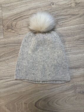 Ivory Pom Pom Beanie